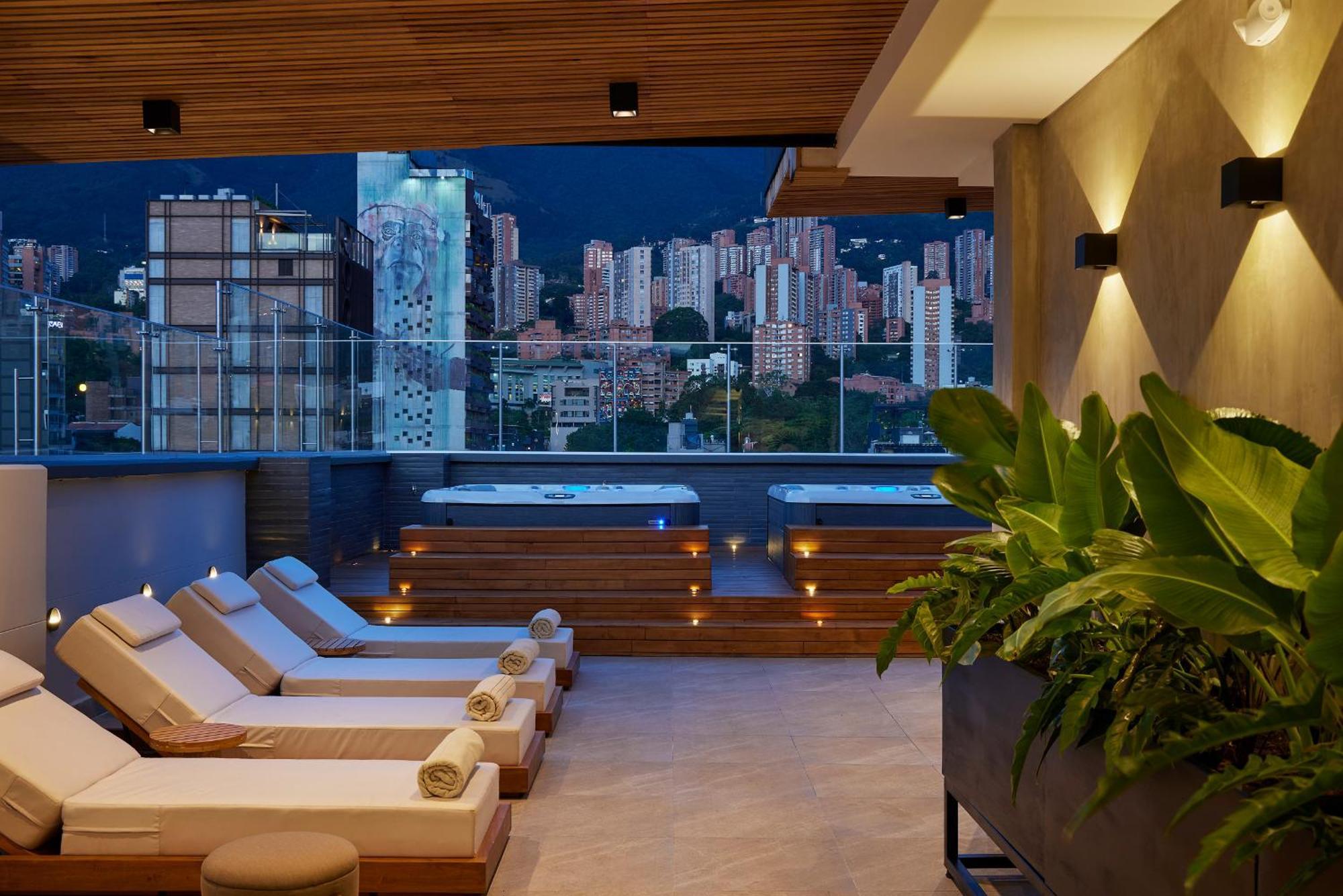 Hotel Selis Medellin Exterior photo